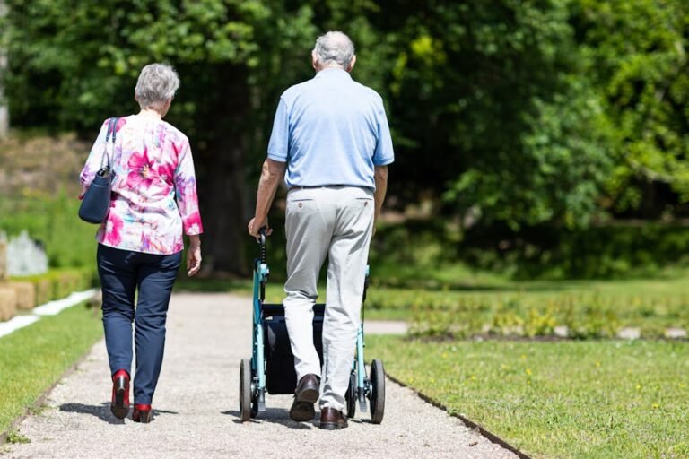 The Best Shoes for Senior Back Support: What to Look For and Why It Matters