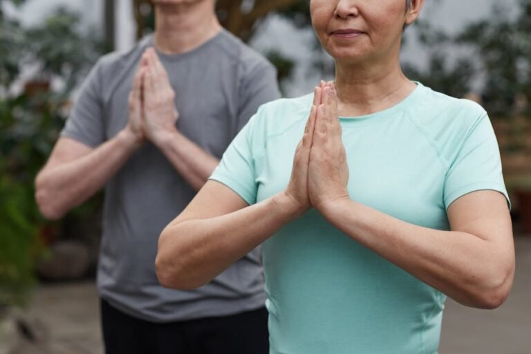 How Posture Affects Mood and Energy in Seniors — Simple Daily Habits That Really Work
