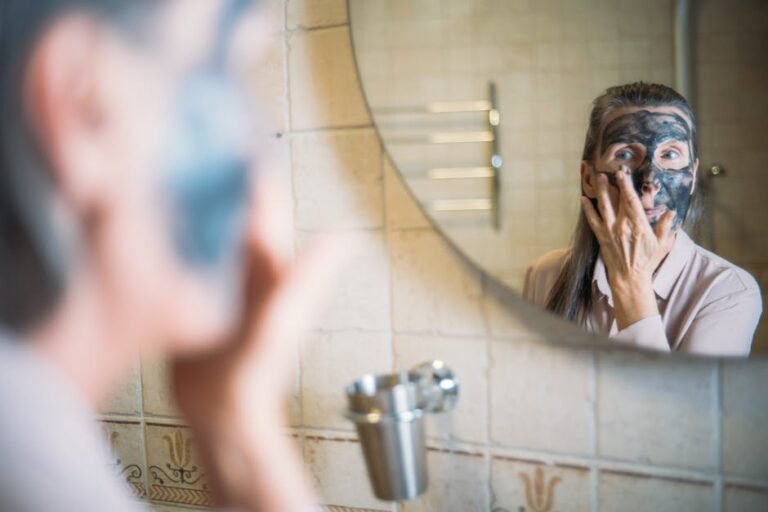 Senior Skin Health: Practical Lifestyle Tips to Keep Your Skin Soft, Strong, and Comfortable